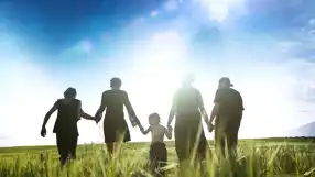 Göktaş, Aile Bildirisi'ne İlk İmza Attı