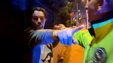 Alkollü Sürücüden Polisleri Tehdit: "Haritadan Yer Beğenin!"